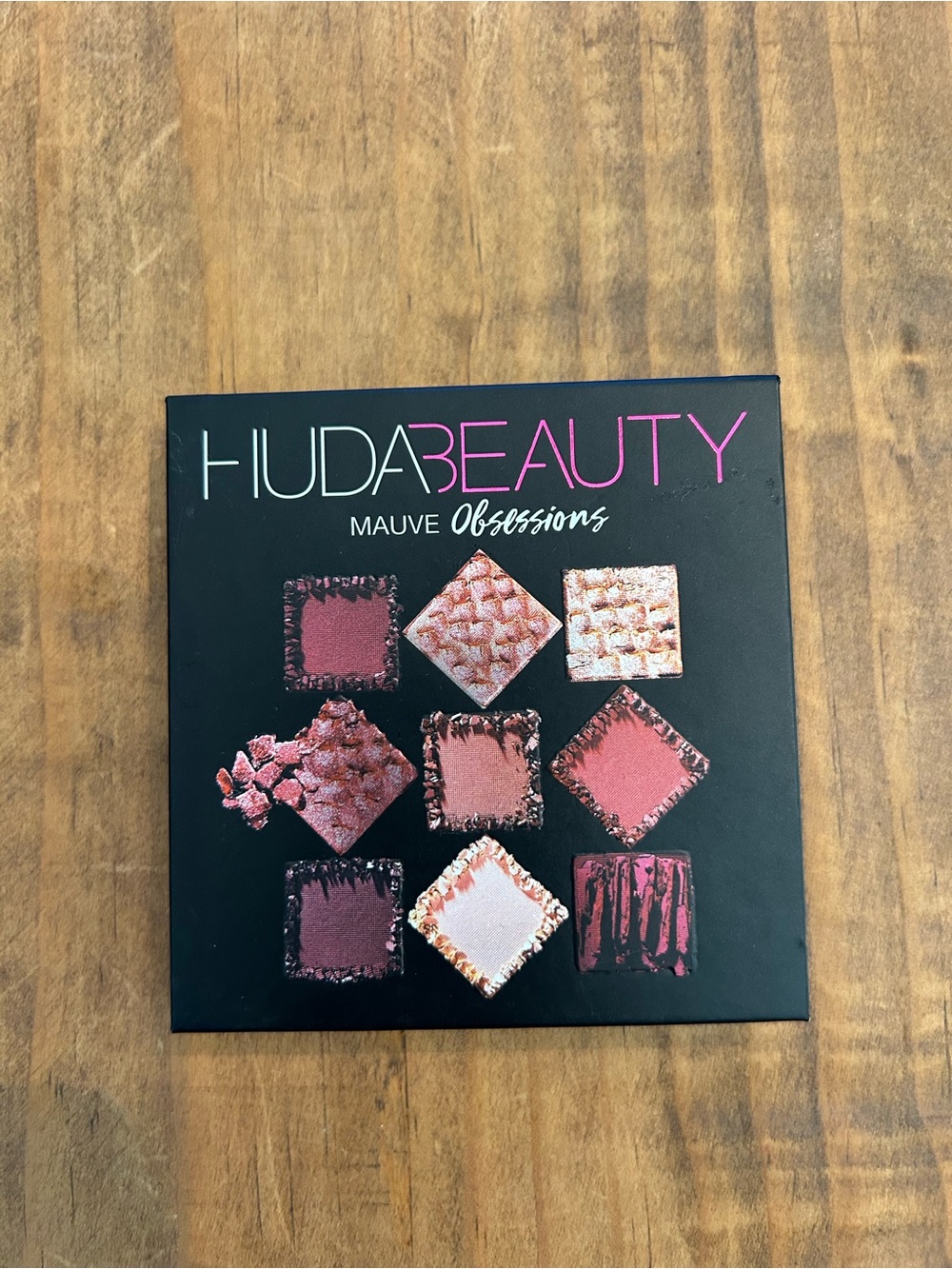 HUDA BEAUTY Mauve Obsessions Eyeshadow Palette - Mauve, Rose, Shimmer